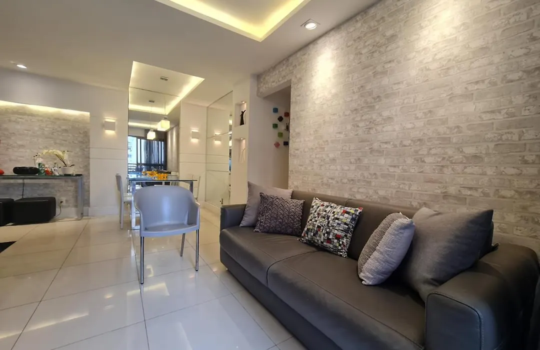 2 Bedrooms 2 Baths Apartment. 3 Blocks From Ipanema Beach. Prime Location.-1